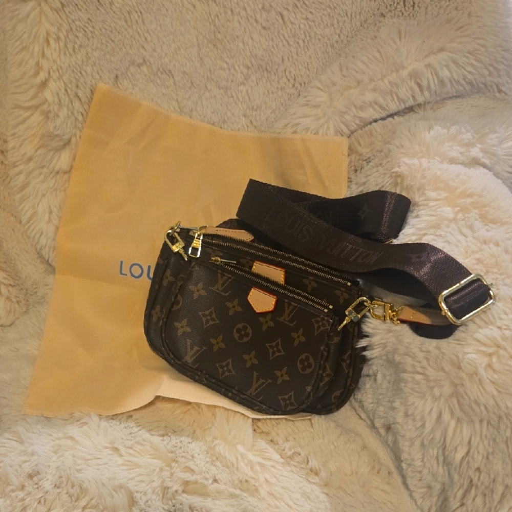 Generic Multi-Pochette Monogram Cross-body L V....